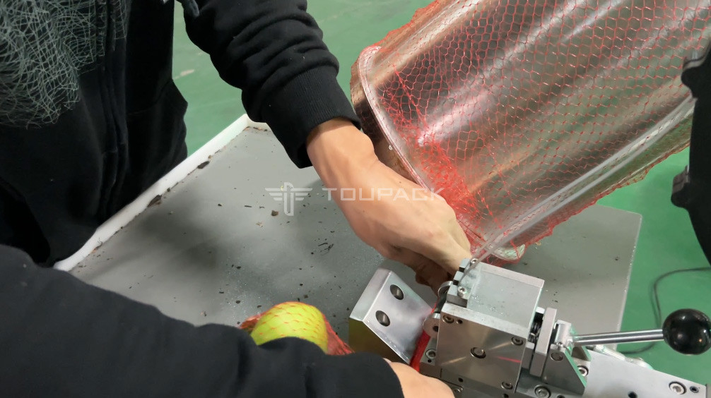 Fabbrica Industria Semi-Auto Mesh Net Bag Peso Contare Netting Taglio Netting confezionamento macchina per frutta di banana
