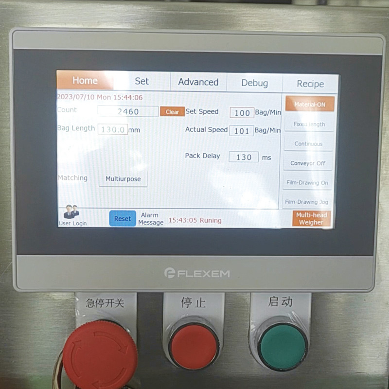 Automatica multi testa pesatrice snack cibo Vffs azoto imballaggio macchina con metal detector