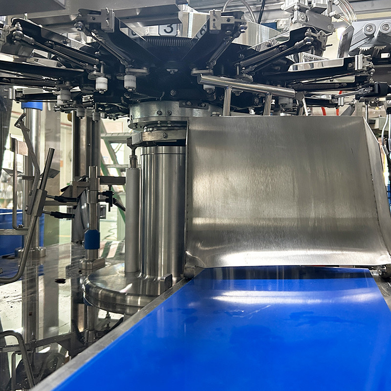 Macchina automatica per l'insacchettamento di popcorn di pollo multifunzione a forma irregolare, busta stand-up, doypack per carne di maiale congelata