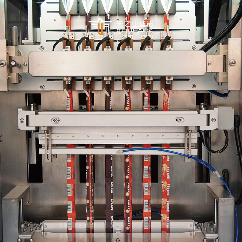 Macchina automatica multi-corsia per il confezionamento di bustine di succo di frutta da 50 ml 100 ml, ghiaccioli, gelatine, bastoncini e strisce